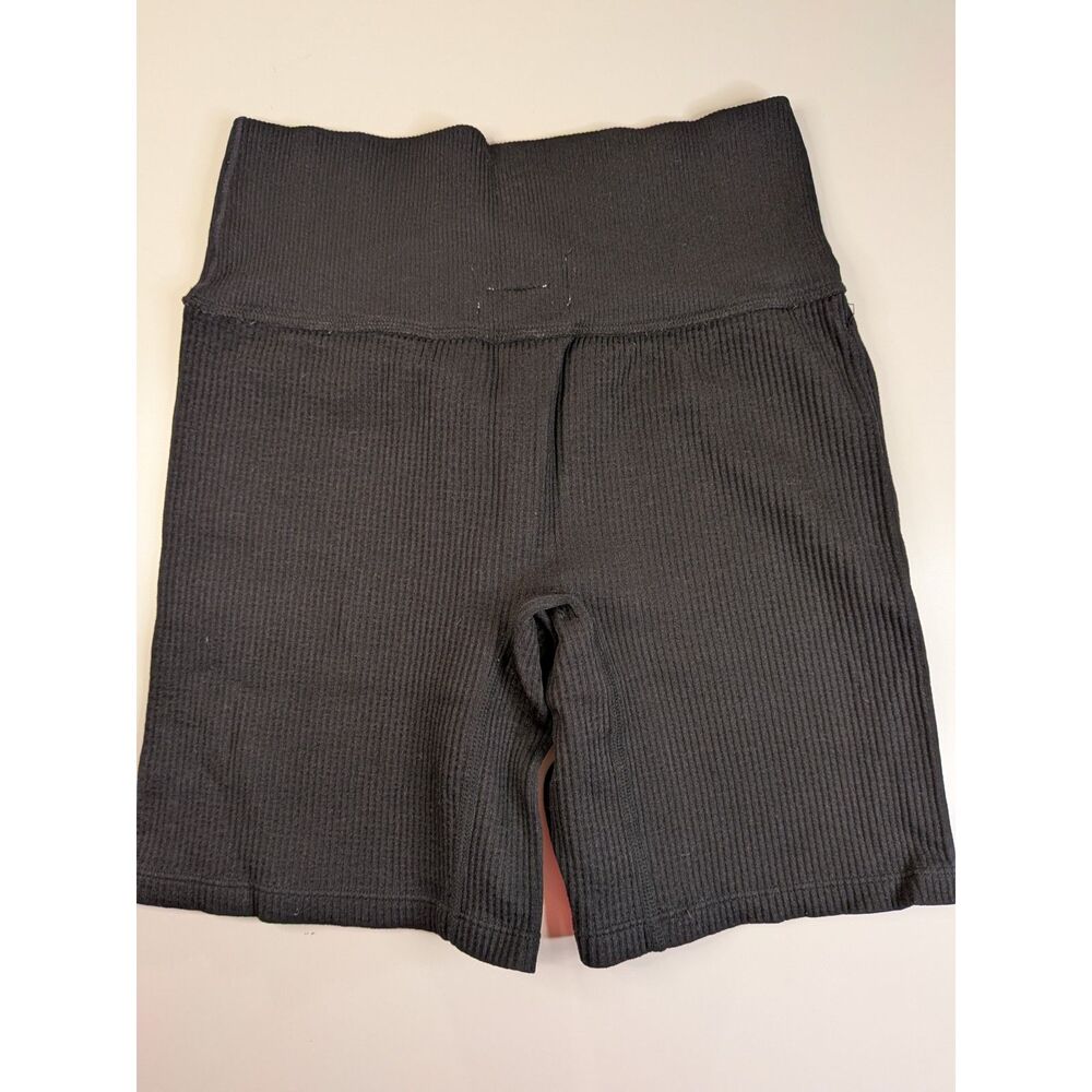 Colsie Women’s Small Black Ribbed High Rise Crossover Waist Biker Shorts